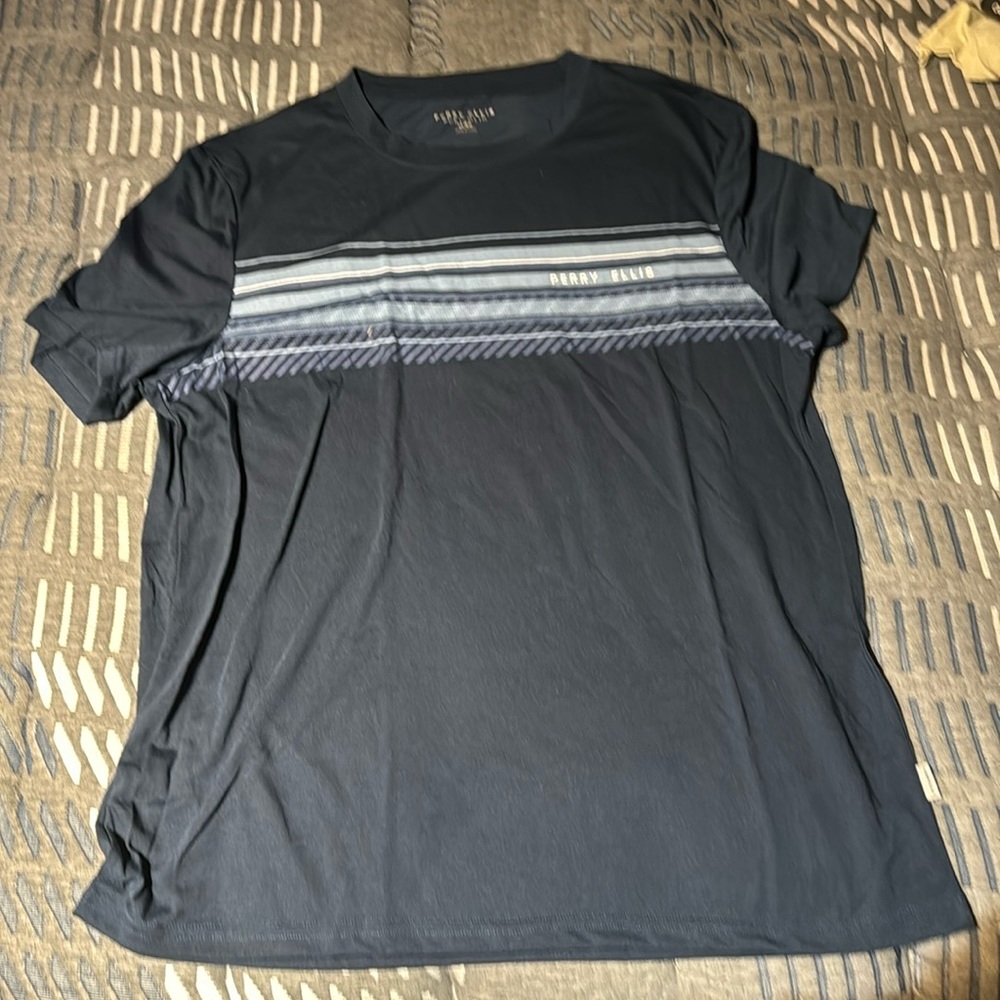 Navy blue size XL regular T-shirt